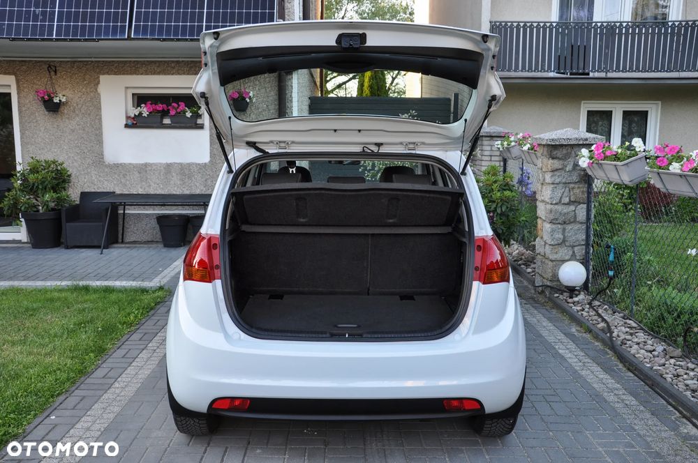 Kia Venga 1.4 S - 30