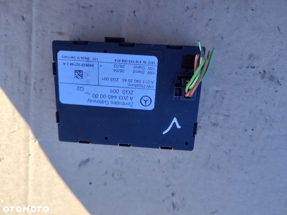 MODUŁ CENTRALNEGO MERCEDES C W203 A2034450000