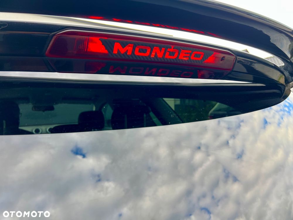 Ford Mondeo 2.0 TDCi Titanium S - 16