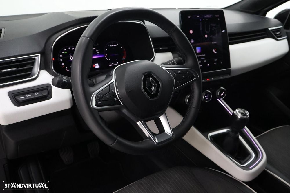 Renault Clio - 14