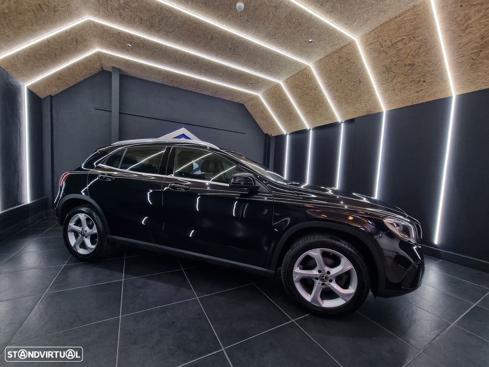 Mercedes-Benz GLA 200 d Urban Aut. - 13