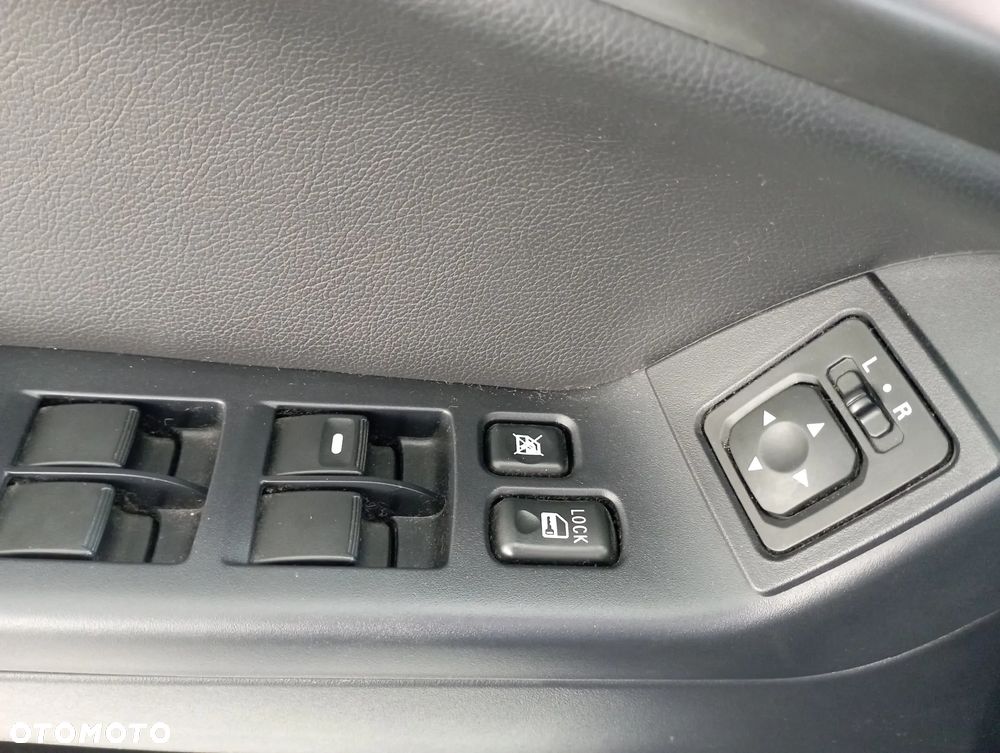 Mitsubishi Lancer 1.6 Intense - 18