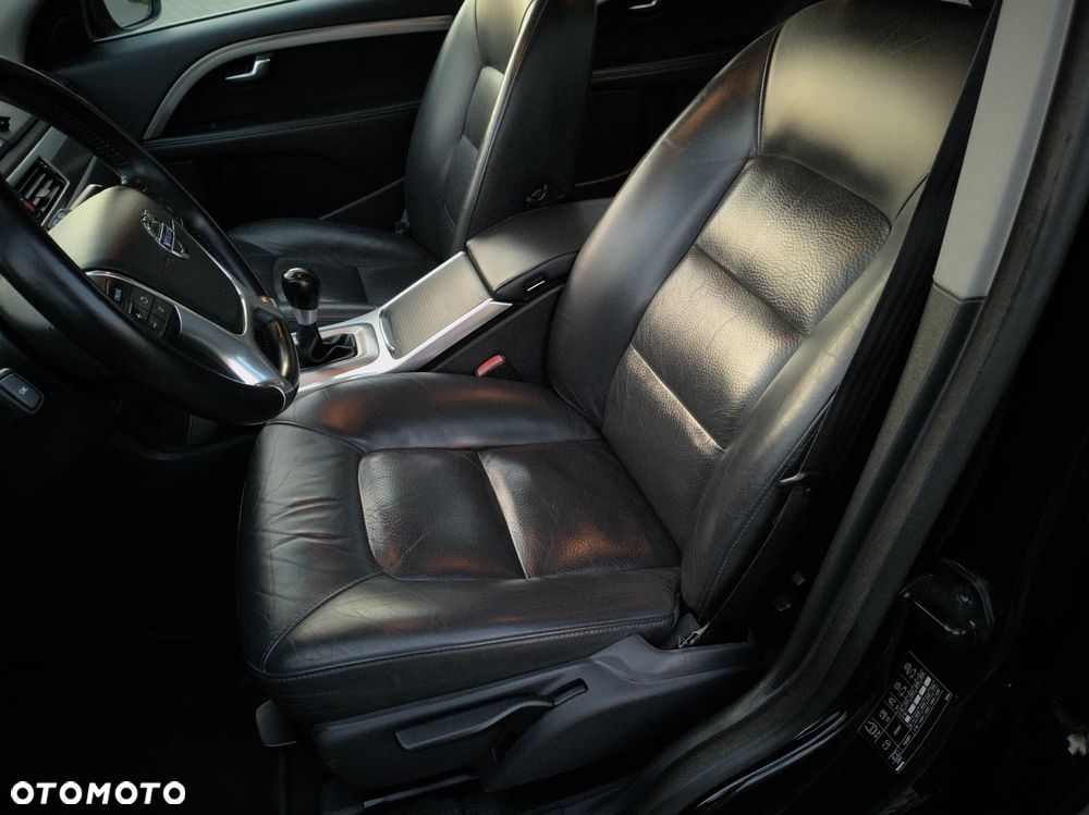 Volvo V70 D4 Momentum - 11
