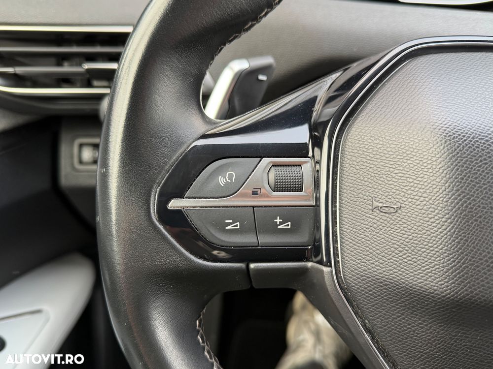 Peugeot 3008 BlueHDi 130 Stop & Start EAT8 Crossway - 26