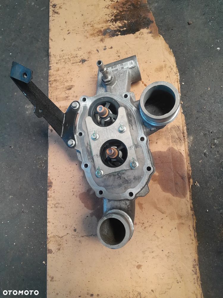 Obudowa termostatu PC46-9K457-CB !! Ford F MAX 2024r. 500KM