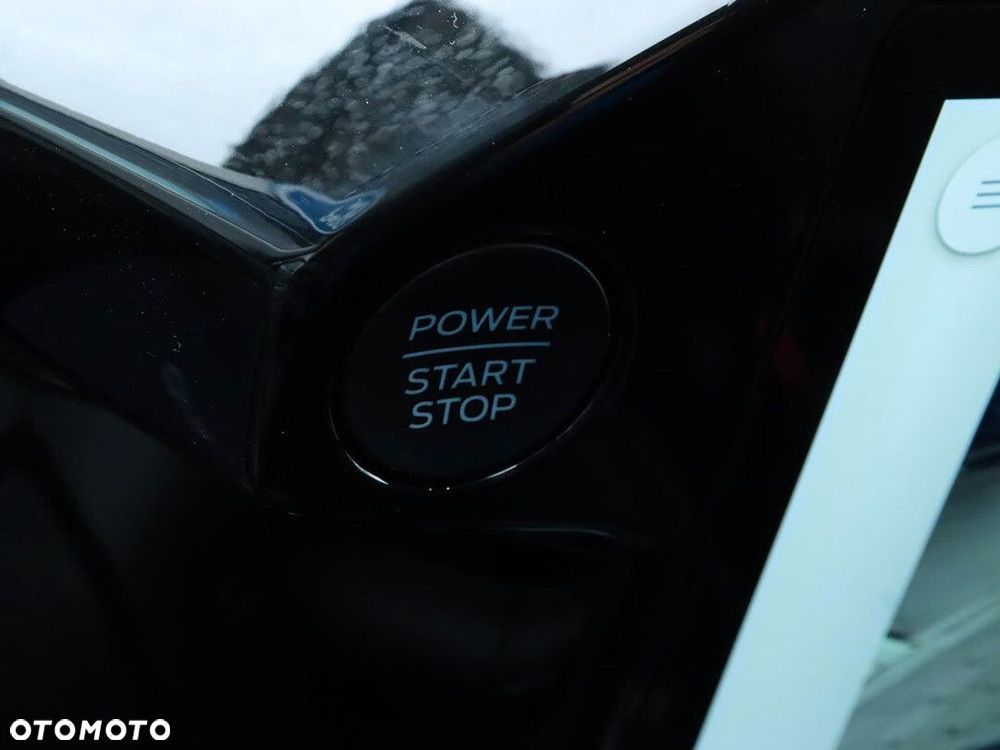 Ford Tourneo Custom - 24