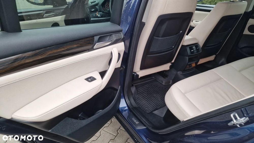 BMW X3 28i xDrive - 13