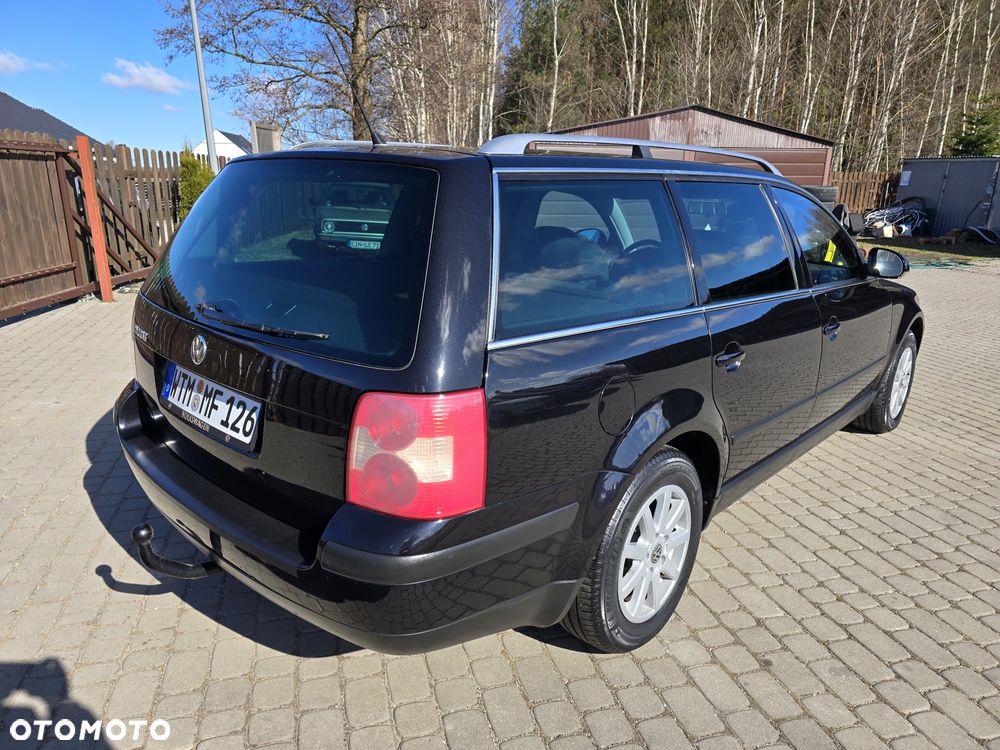 Volkswagen Passat 1.6 Comfortline - 10