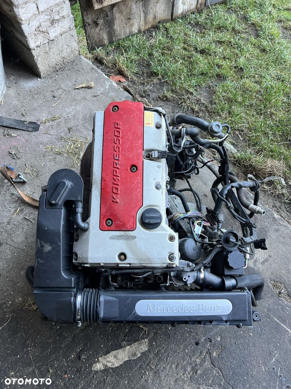 Silnik 2.0 kompresor mercedes kompletny 111956 w 203 clk w 208