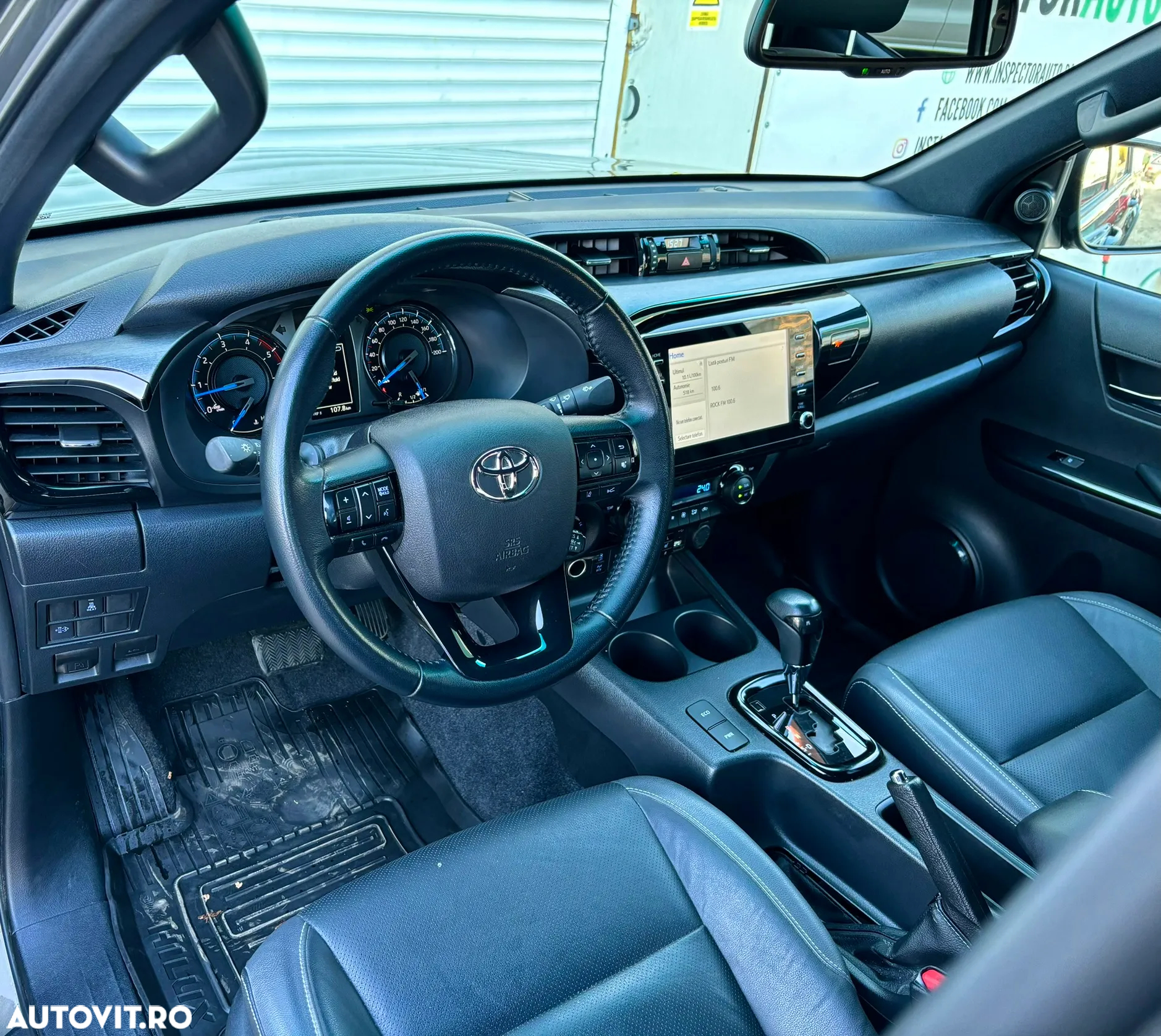 Toyota Hilux 2.8D 204CP 4x4 Double Cab AT Invincible - 16