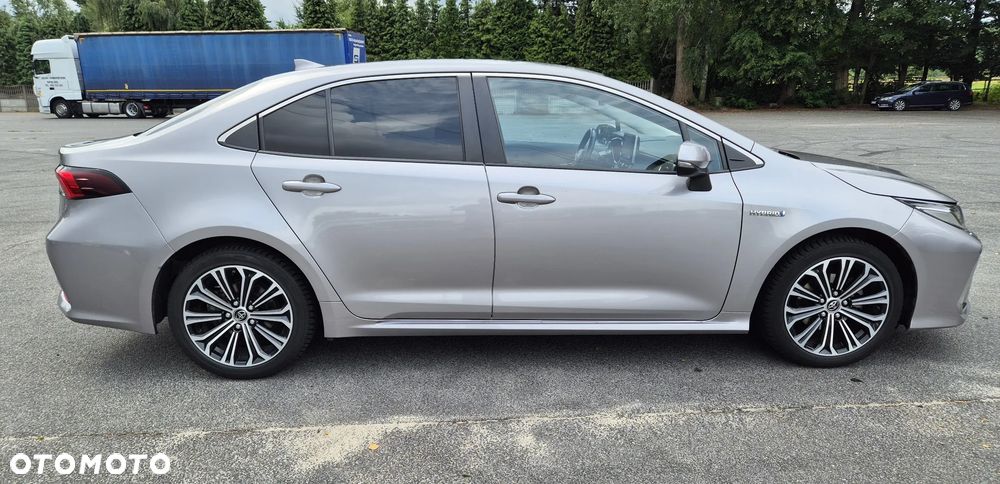 Toyota Corolla 1.8 Hybrid Executive - 2