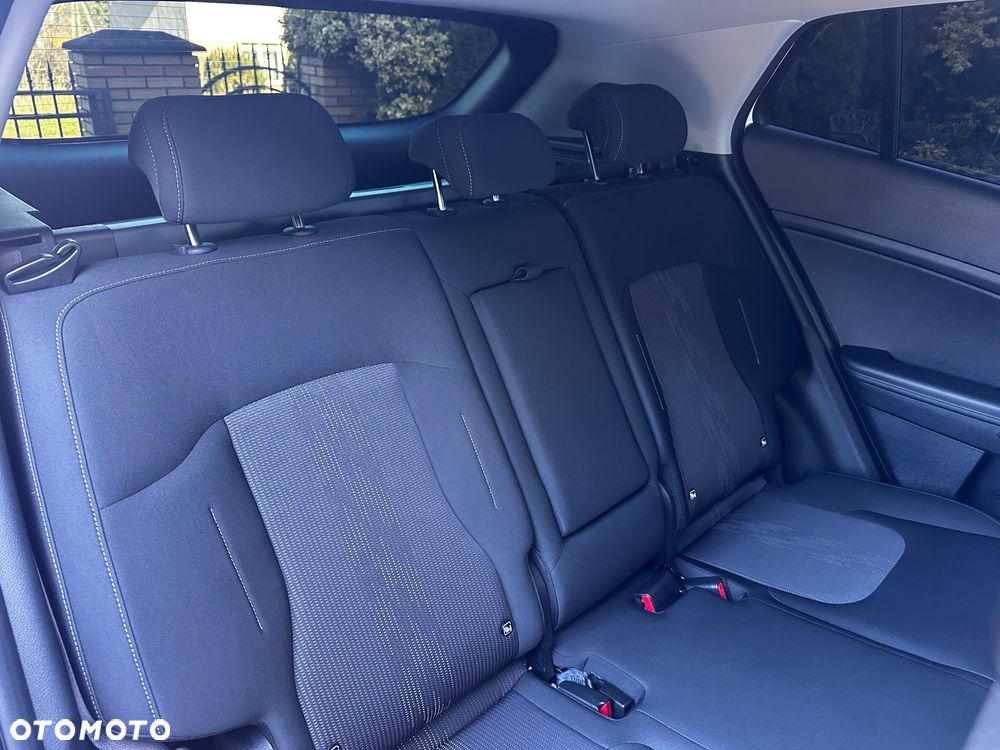 Kia Sportage 1.6 T-GDI HEV Business Line 2WD - 33