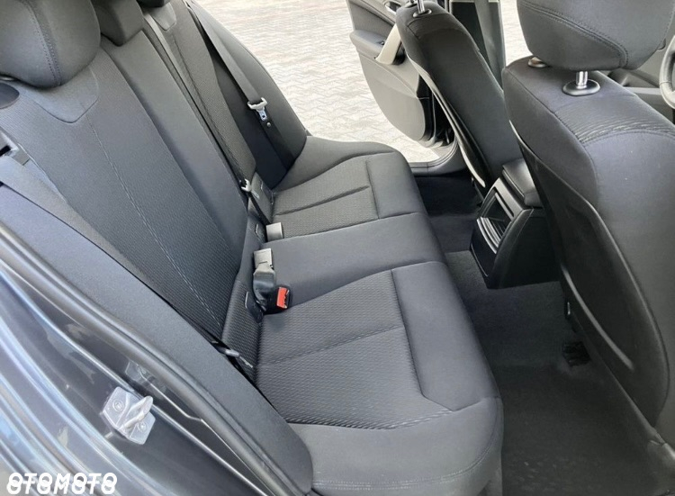 BMW Seria 1 116d - 17