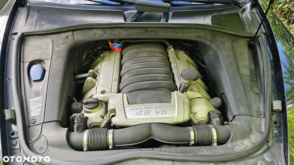 Porsche Cayenne - 19