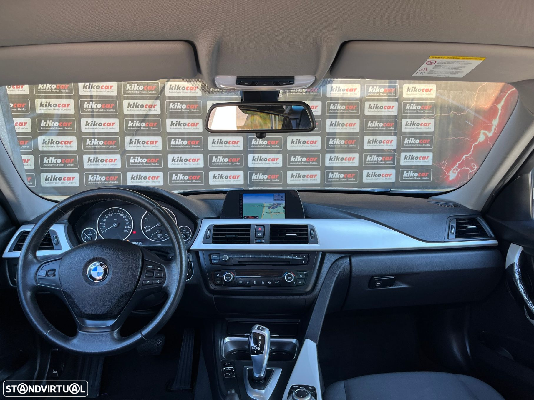 BMW 320 d Touring Auto - 42