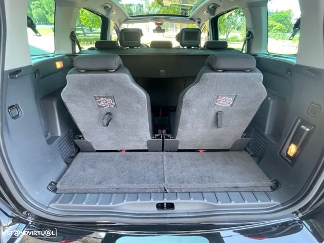 Peugeot 5008 1.6 E-HDi 7L Active 2-Tronic - 23