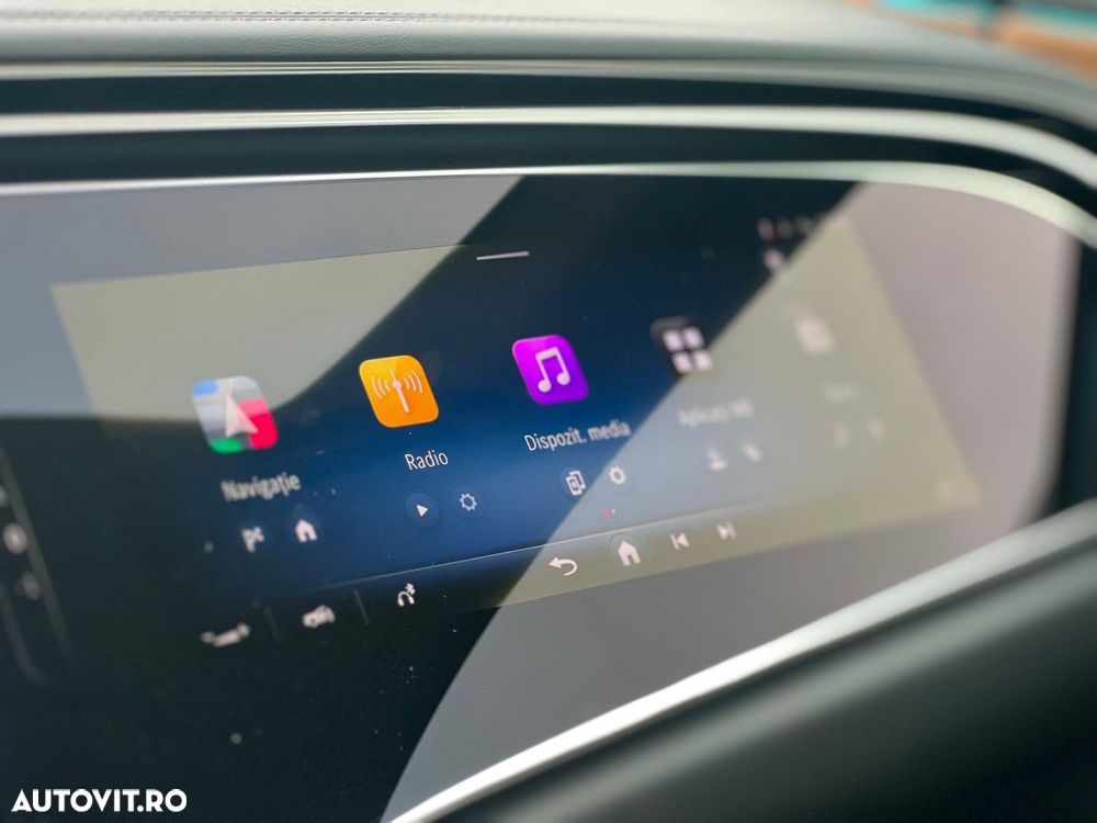 Mercedes-Benz E 220 d MHEV 4MATIC Aut. - 37