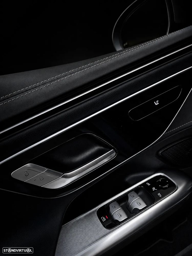 Mercedes-Benz EQE 300 Edition Electric Art - 32