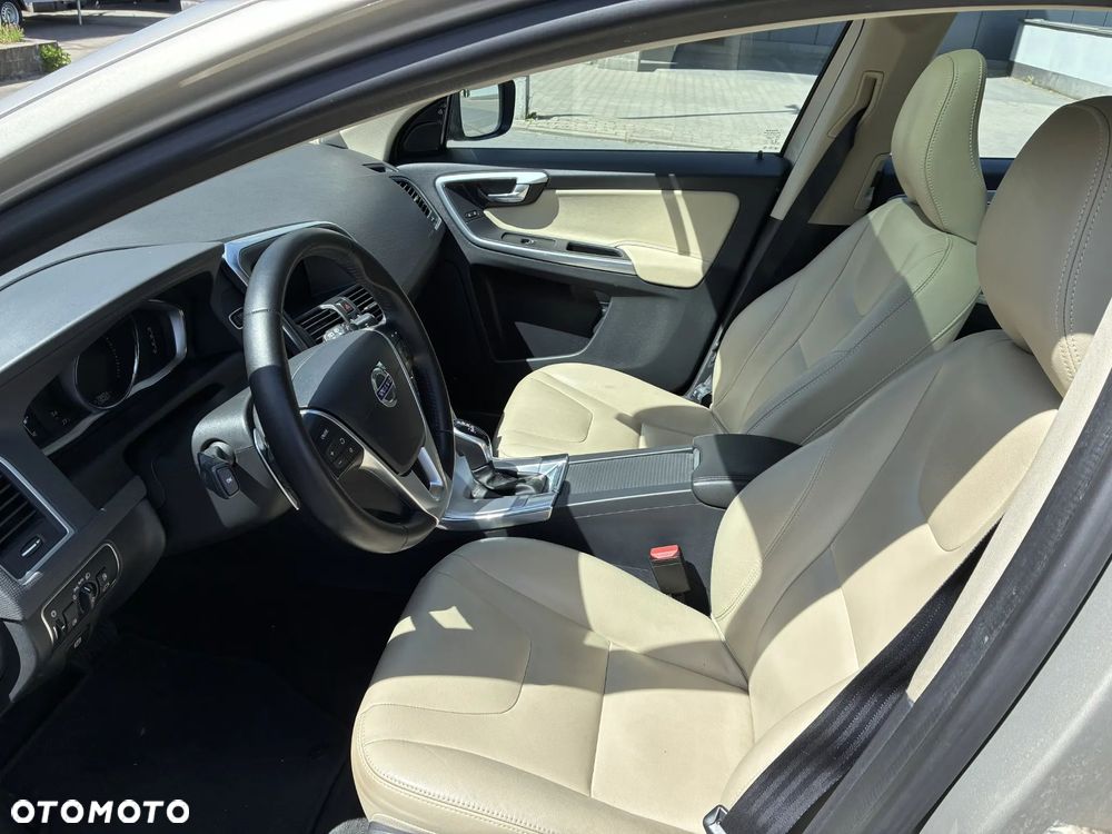 Volvo XC 60 D4 Drive-E Summum - 18