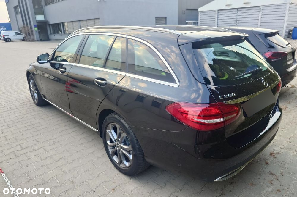 Mercedes-Benz Klasa C 200 4-Matic 9G-TRONIC - 8