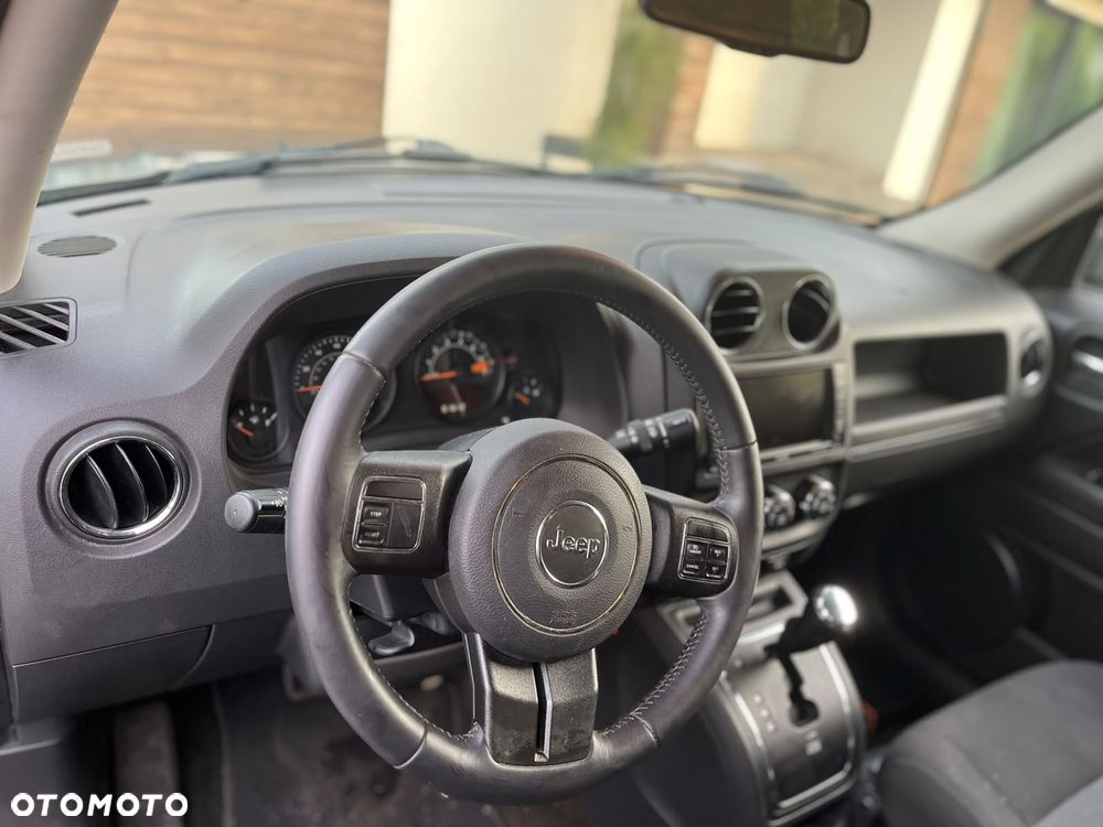 Jeep Patriot - 11