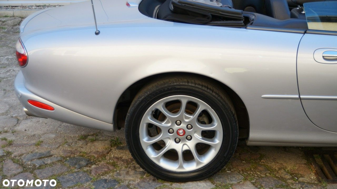 Jaguar XK8 - 38