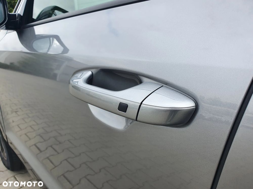 Kia Niro 1.6 GDI Hybrid L - 22