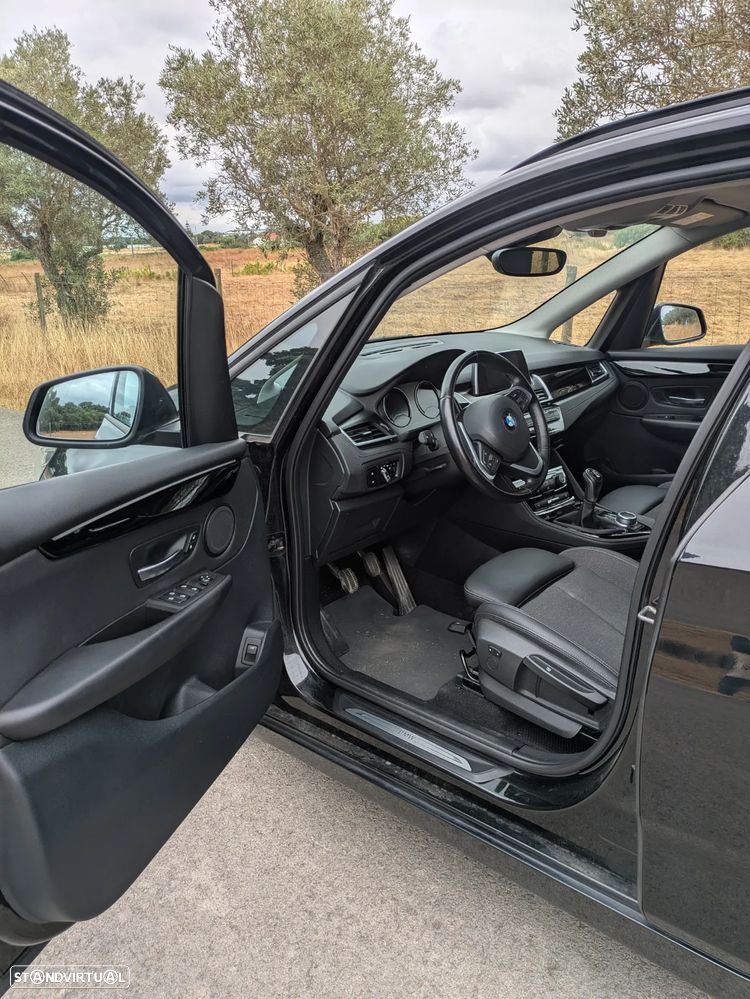 BMW 216 Active Tourer d Line Sport - 9