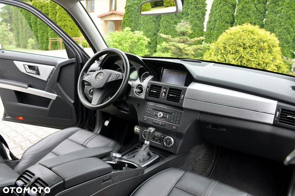 Mercedes-Benz GLK - 27