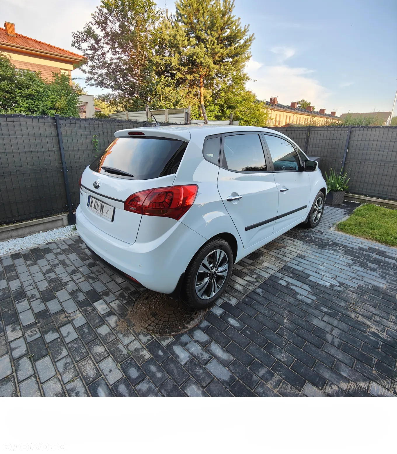 Kia Venga 1.6 XL - 4