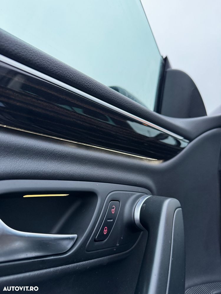 Volkswagen Passat CC 2.0 TDI BlueMotion Technology DSG Exclusive - 14