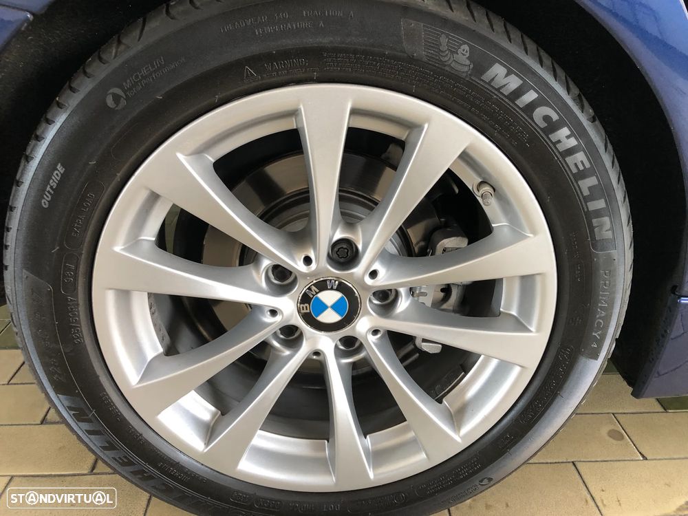 BMW 320 d EfficientDynamics Line Modern - 4
