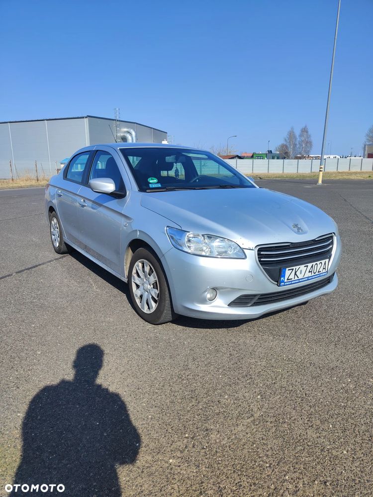 Peugeot 301 1.6 HDi Active - 1