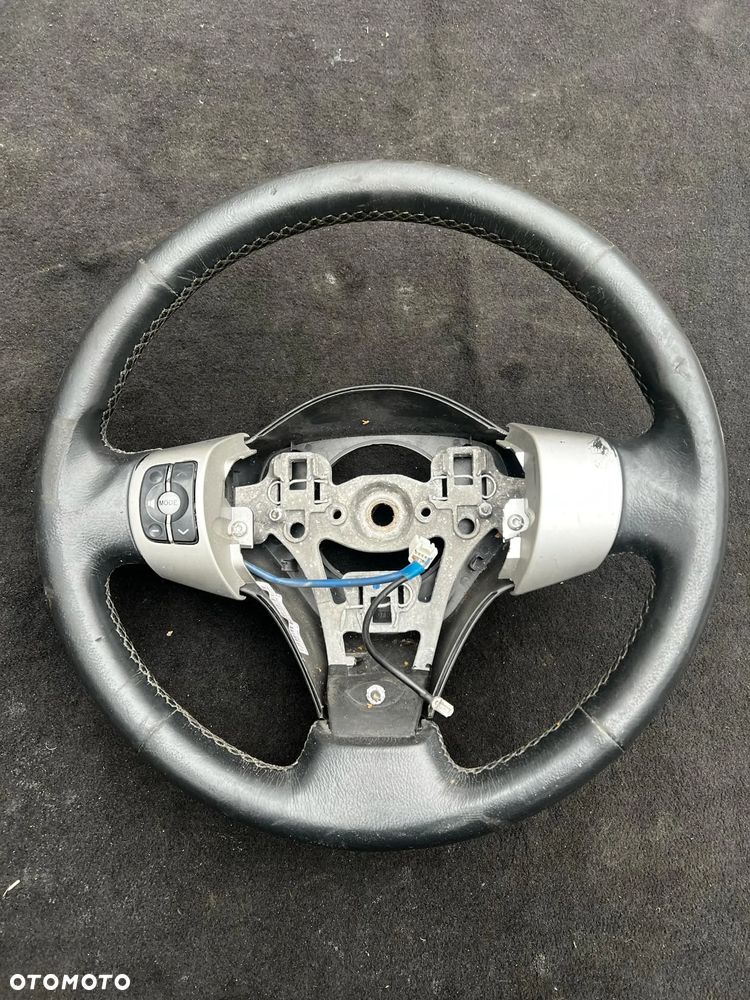 KIEROWNICA TOYOTA YARIS II - 305460899FKA - 1