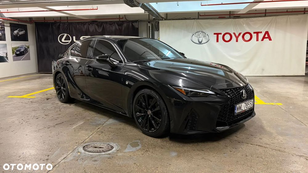 Lexus IS - 16