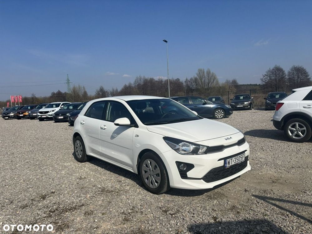 Kia Rio - 15