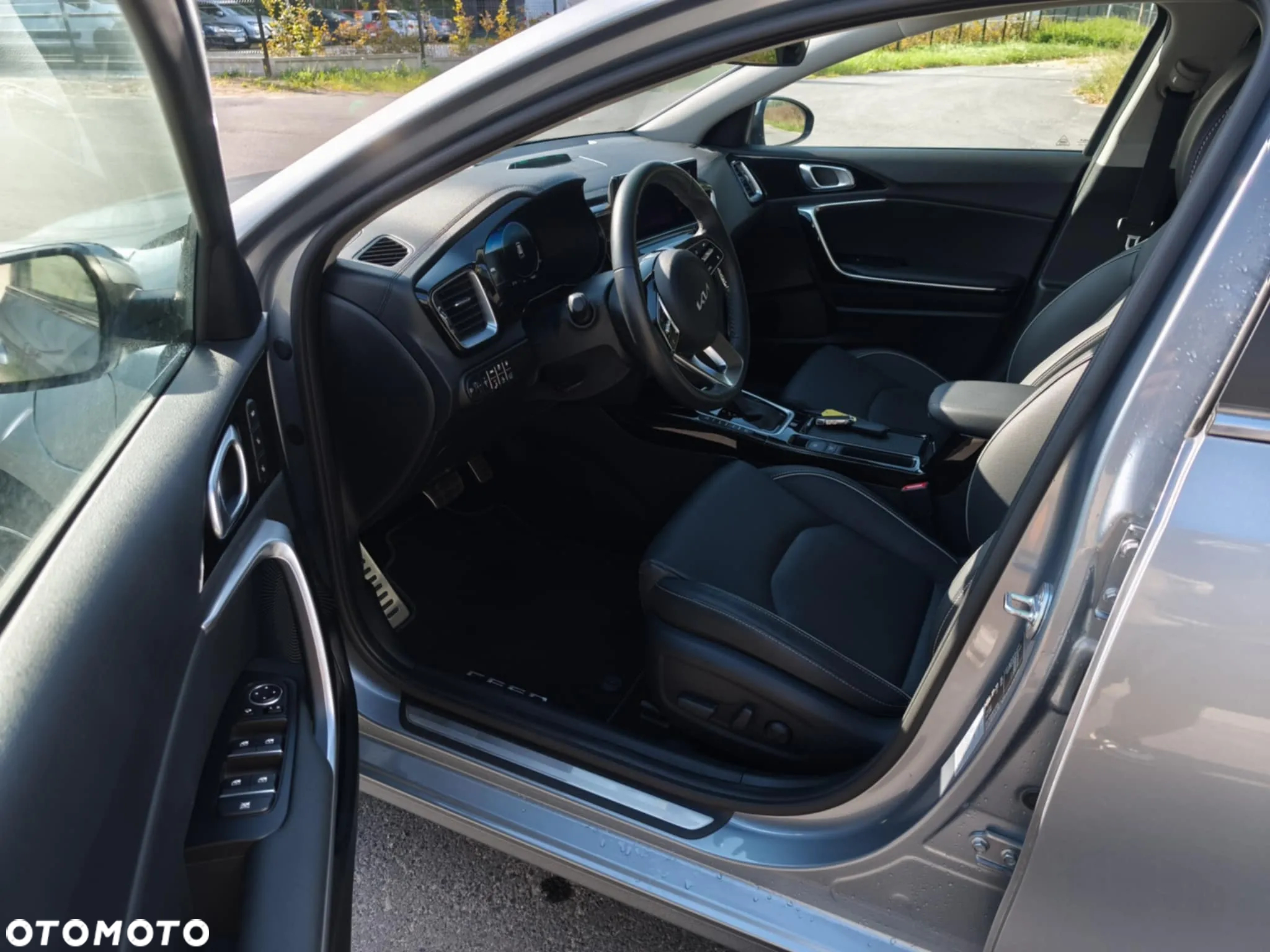 Kia Ceed - 34