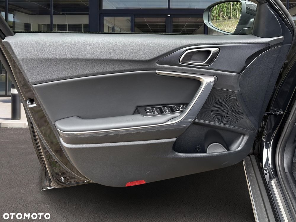 Kia XCeed 1.6 T-GDI L DCT - 14