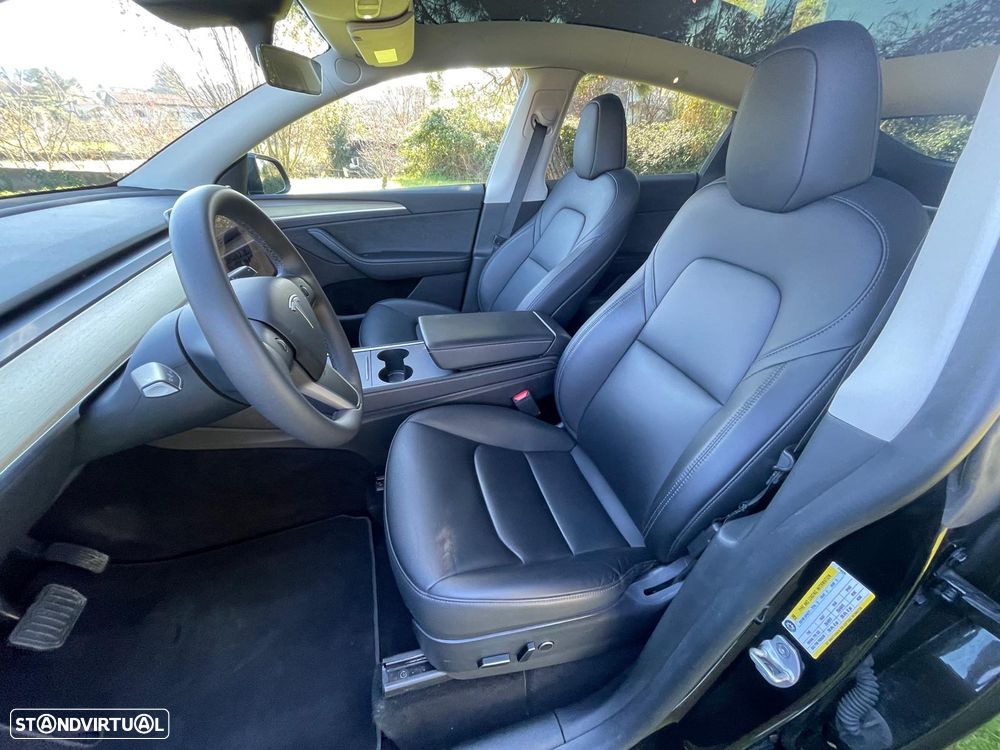 Tesla Model Y RWD - 17