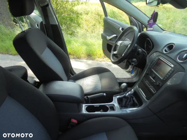 Ford Mondeo 1.6 TDCi Ambiente Plus - 9