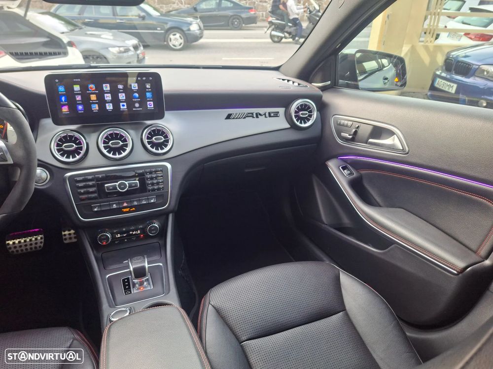 Mercedes-Benz GLA 45 AMG - 29