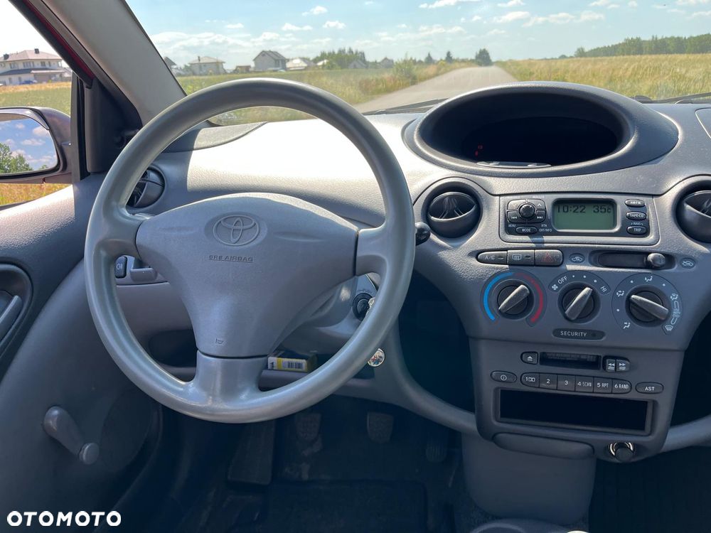 Toyota Yaris 1.0 Pak1 - 17