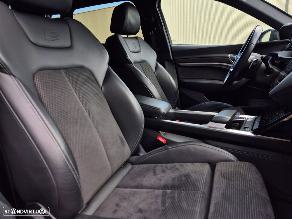 Audi e-tron 50 quattro S line - 12