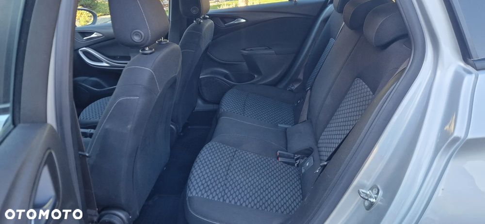 Opel Astra 1.4 Turbo Edition - 22