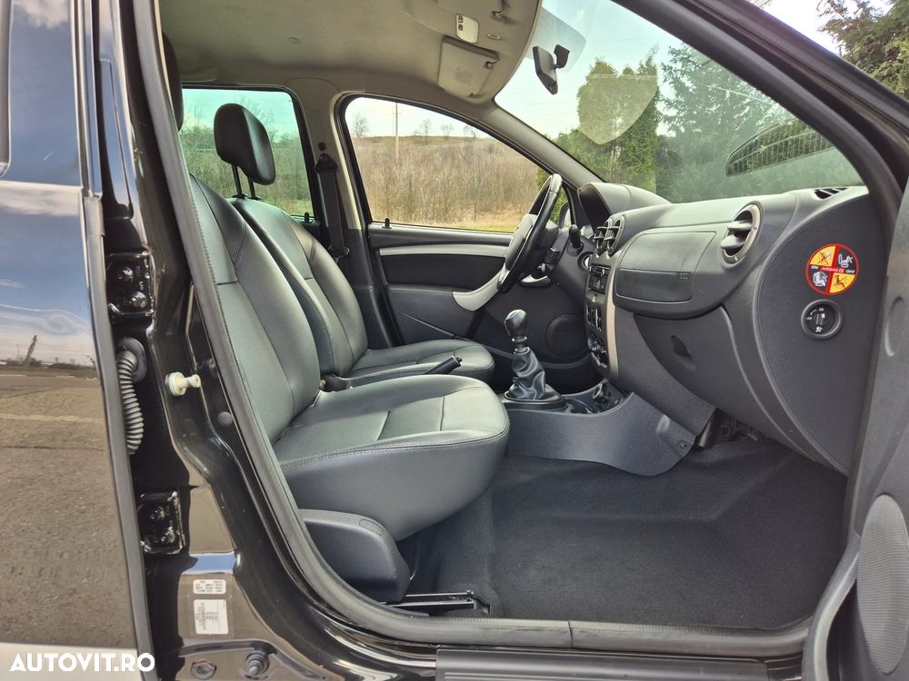 Dacia Duster 1.5 dCi 4x4 Laureate - 23