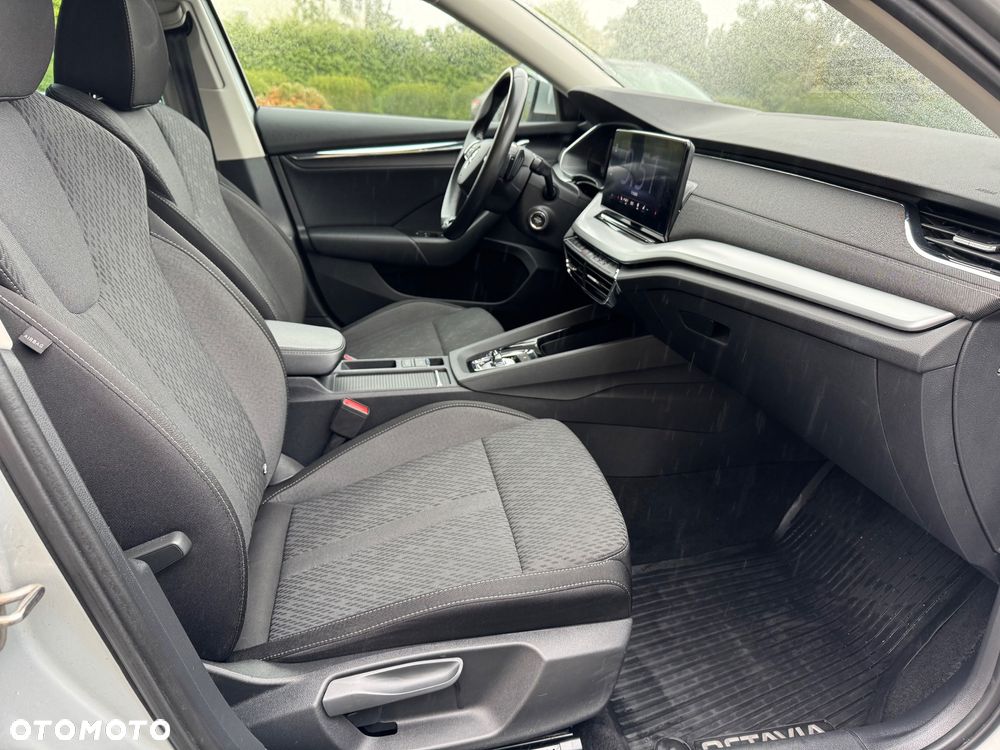 Skoda Octavia 2.0 TDI Style DSG - 16