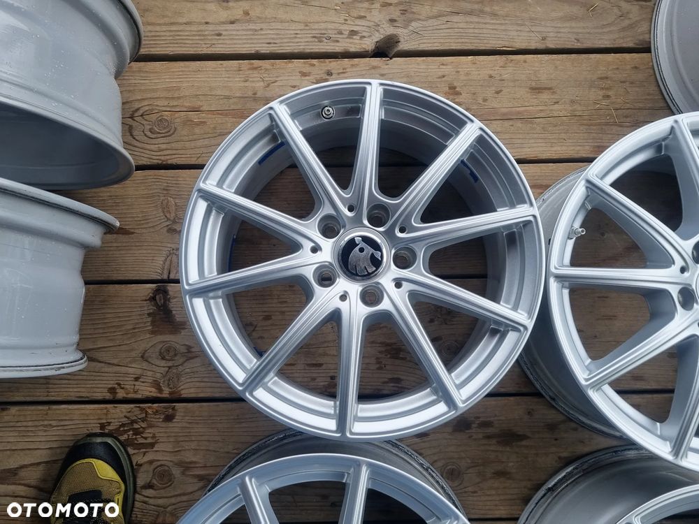 AUDI A4 B7,VW PASSAT,SEAT LEON,SKODA octavia 7x17 ET44,5 5X112 bdb stan - 8