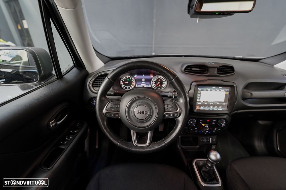 Jeep Renegade 1.0 T Limited - 10