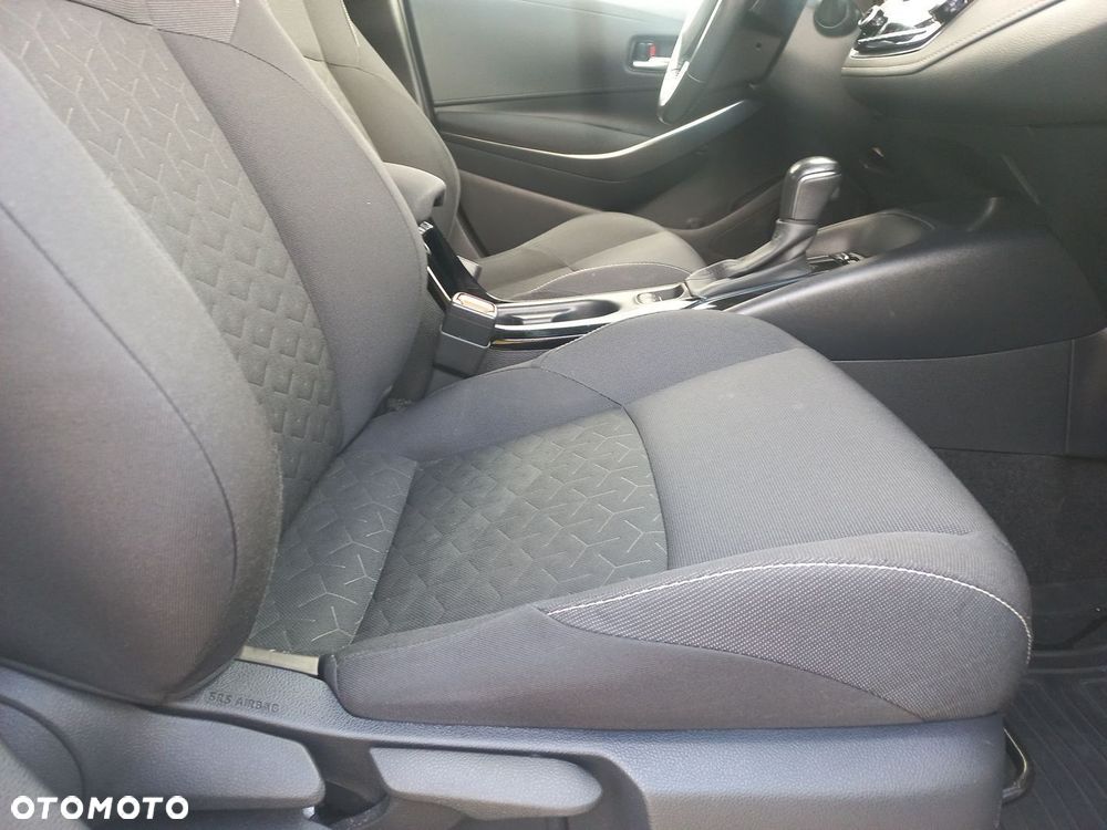 Toyota Corolla 1.8 Hybrid Comfort - 12