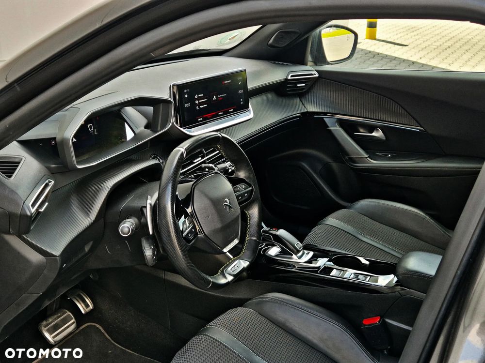 Peugeot 2008 1.5 BlueHDi GT S&S EAT8 - 22